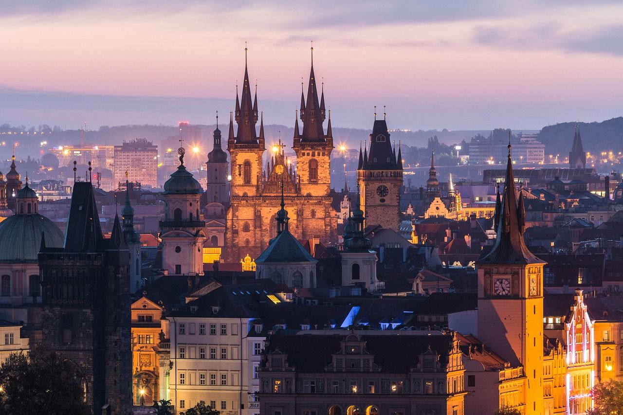 Praga Walentynkowa Z Noclegiem Zawisza Travel